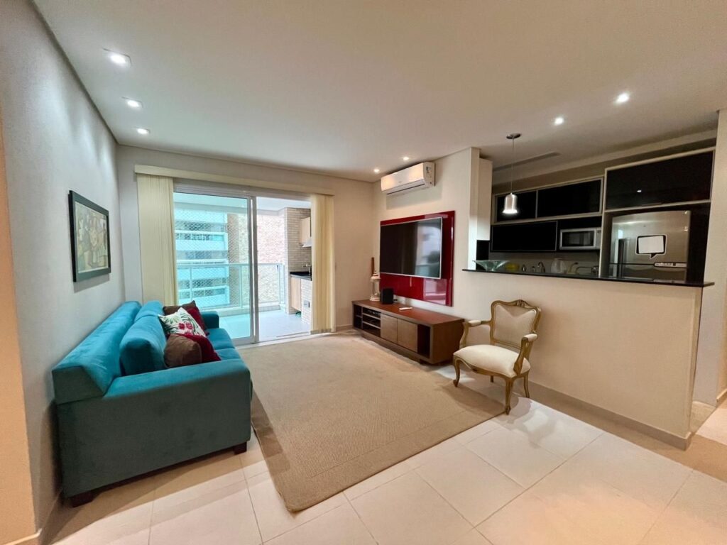 Apartamento à venda no Módulo 8 da Riviera com 3 Dorm.