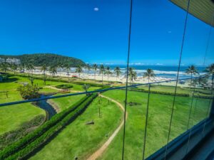 Apartamento com 3 dormitórios à venda, 132 m² por R$ 8.900.000,00 - Riviera - Módulo 8 - Bertioga/SP