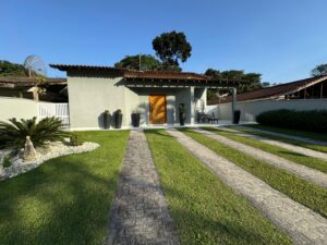 Casa com 3 dormitórios à venda, 170 m² por R$ 2.800.000,00 - Riviera Módulo 26 - Bertioga/SP