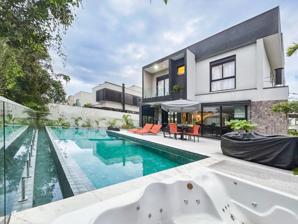 Casa com 5 dormitórios à venda, 347 m² por R$ 8.800.000,00 – Riviera Módulo 24 – Bertioga/SP