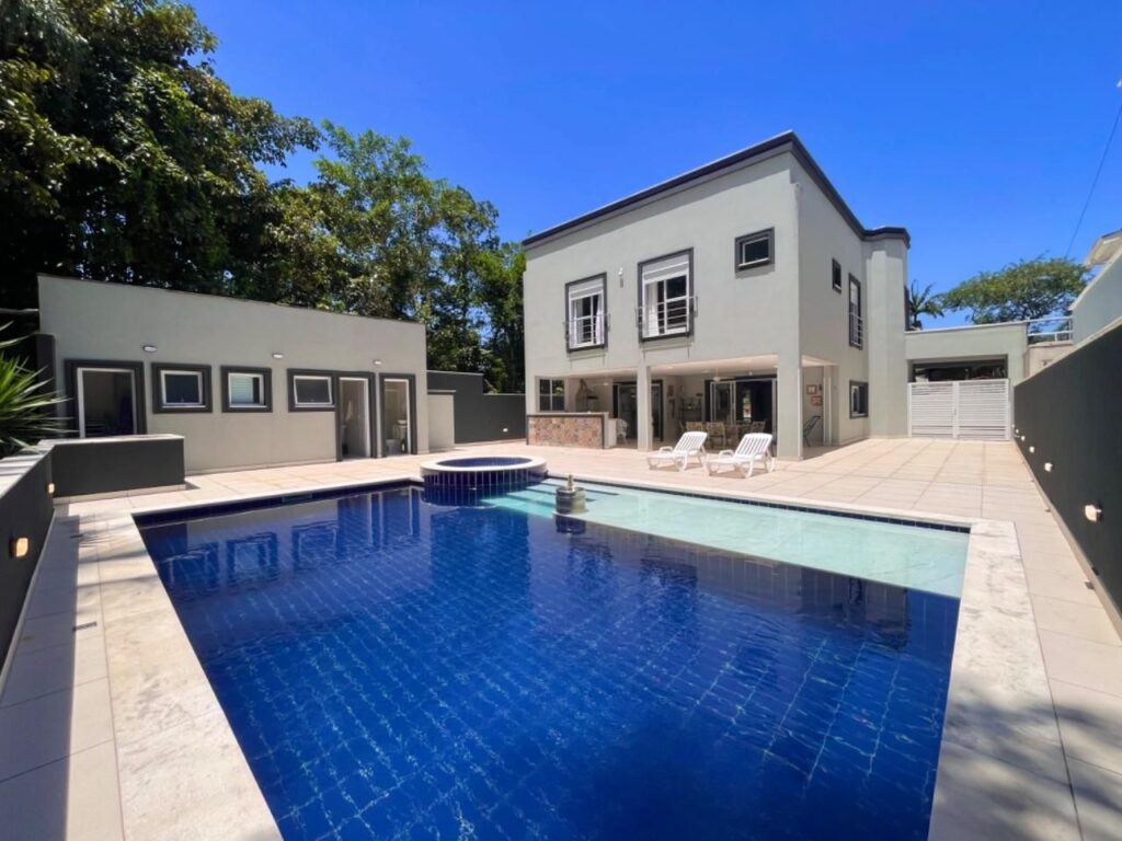 Casa com 6 dormitórios à venda, 330 m² por R$ 5.600.000,00 – Riviera Módulo 18 – Bertioga/SP