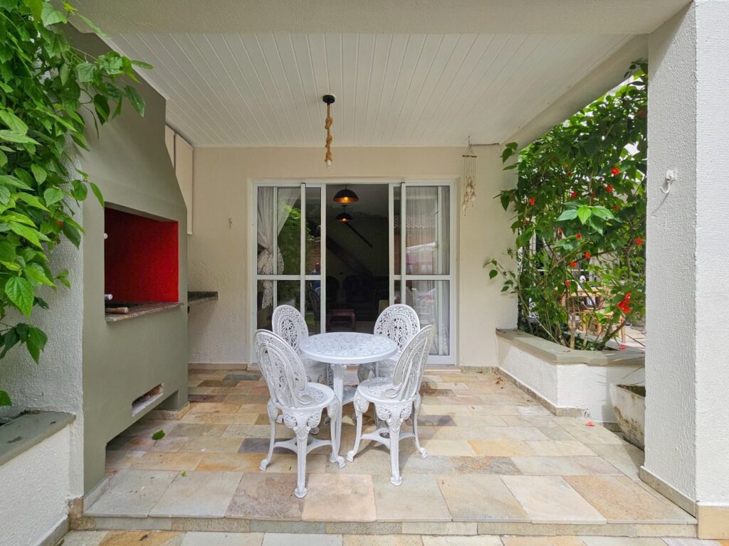 Village com 3 dormitórios à venda, 138 m² por R$ 2.200.000,00 – Riviera Módulo 30 – Bertioga/SP